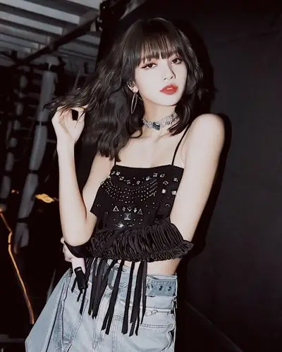 lisa blackpink