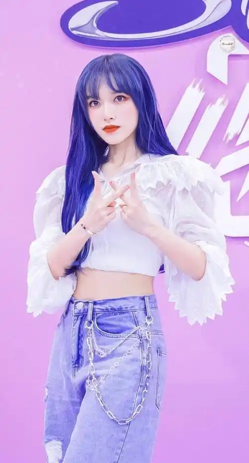 程潇 充满青春气息的懵懂感 宛如人间仙子般美丽_宇宙少女_女明星