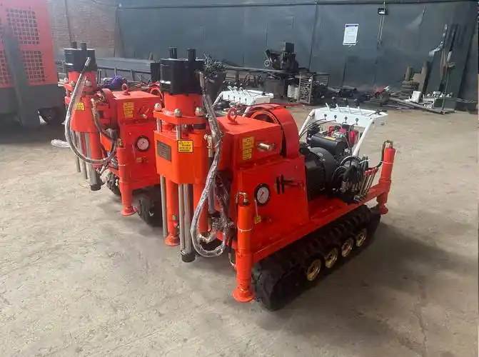 履带式全自动液压钻机,履带式引孔钻机,地质勘探小型全液压钻孔设备