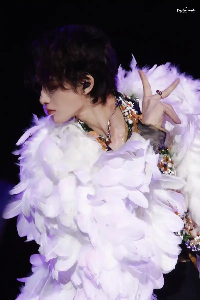 朱正廷 演唱会必出神图[作揖][作揖]