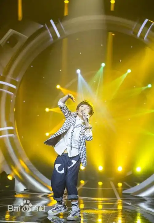 商嘟嘟星部落童星谢昊轩演唱稻香