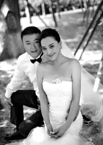 再婚霍尊母亲仲小萍再婚马雅舒再婚