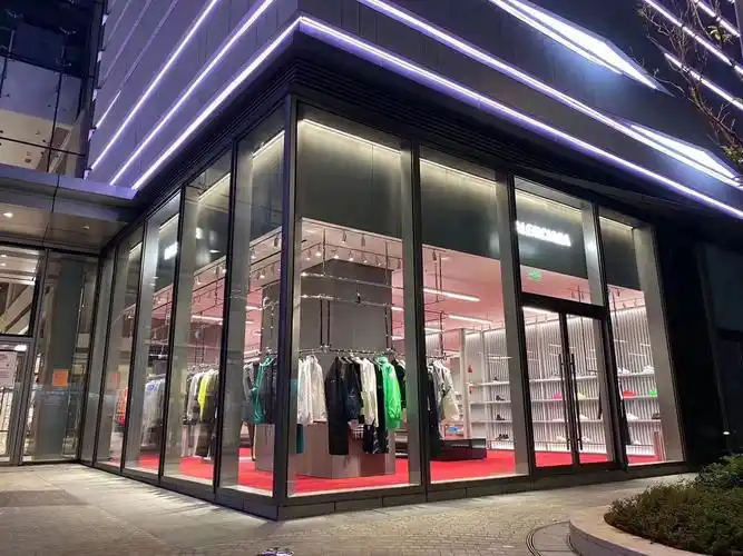 balenciaga云南首店进驻昆明恒隆广场
