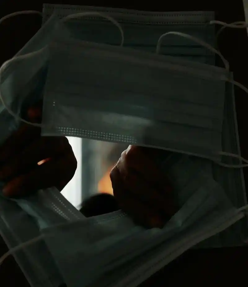 疫情终会消散,大家"罩"顾好自己#口罩创意拍照 #摄影 #我 - 抖音