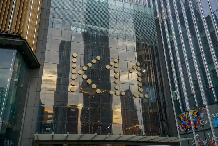 全球仅有4间的k11网红商场长啥样?开着领界s去一探究竟_手机搜狐网