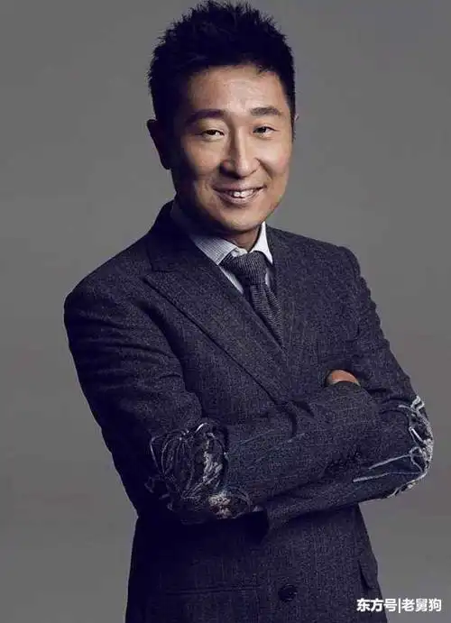 演技不输老戏骨,演配角21年曾痛失爱子,因演坏人被老婆踹下床