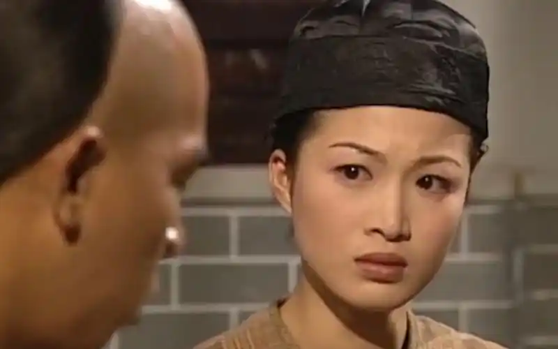 陈小春版鹿鼎记18:双儿出现与小宝举止亲密,方怡醋意大方!