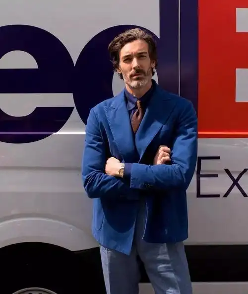 世界上最会穿衣的男人-英国首席男模richard biedul!