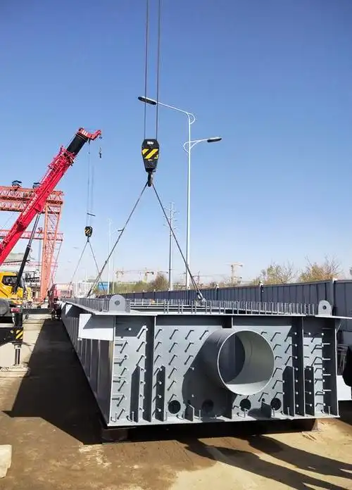 中川机场t3航站楼连接线建设项目首片30m波形钢腹板钢混组合箱梁顺利