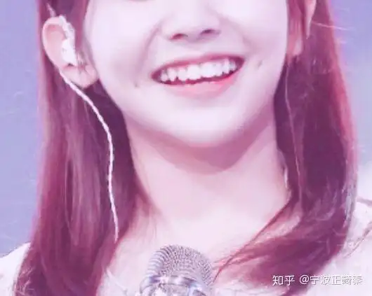 小虎牙要不要矫正