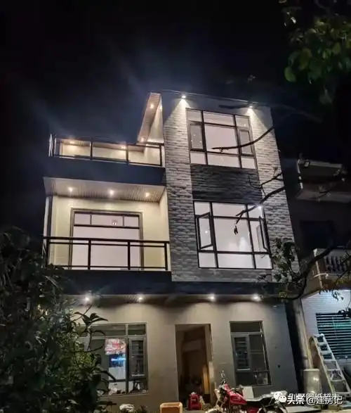 都说现在农村房子了不起,杭州9栋农村别墅,堪比福建莆田豪宅