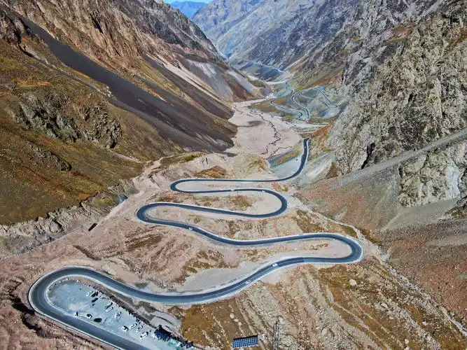 独库公路,美得一塌糊涂