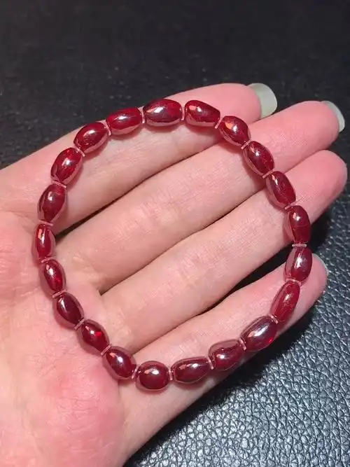 朱砂小米珠晶体手串手链