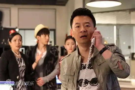 图文:《新编辑部故事》杀青-黄海波