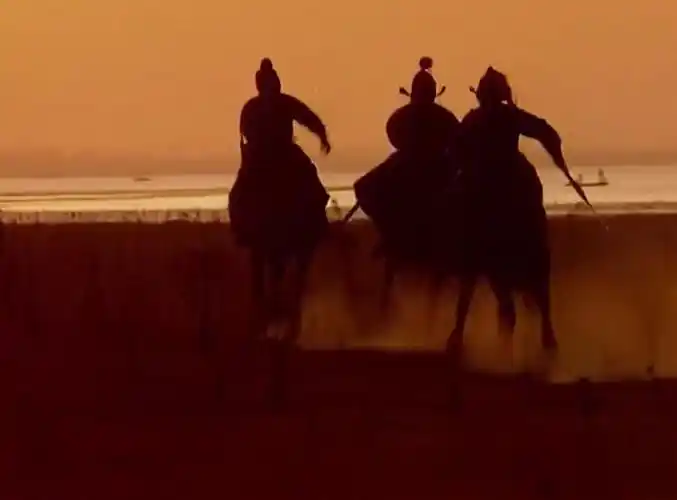 央视烧光17亿只为让他封神