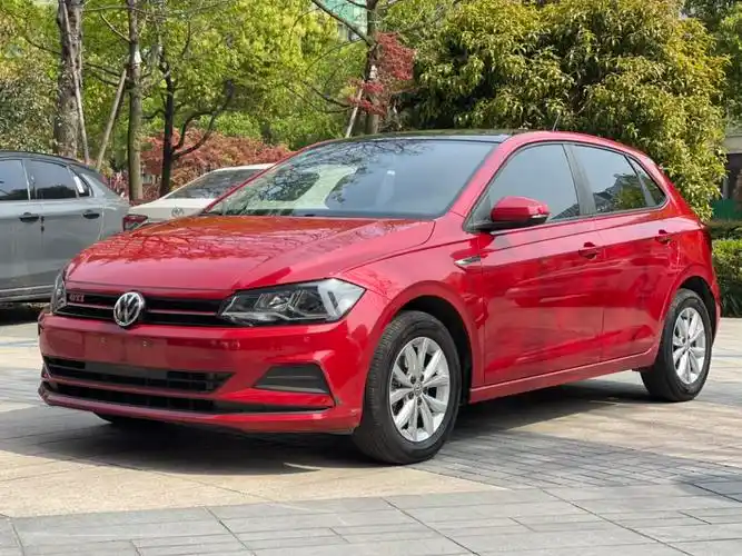 大众 polo  2019款  plus 1.5l 自动炫彩科技版图片