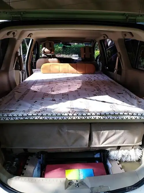 16款宝骏730的床车简装