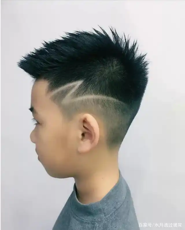 小男孩发型图片 帅气 潮流 儿童2022