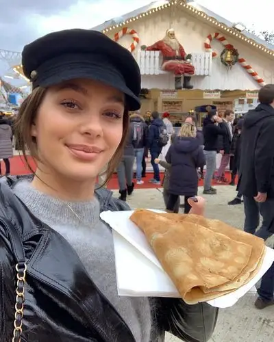 你喜欢小李子的女友camila morrone吗?