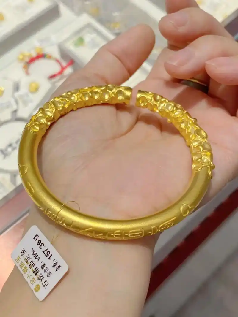 客订古法黄金男士手镯[嘿哈] 祥云图案 寓意祥瑞之云气,表达 - 抖音
