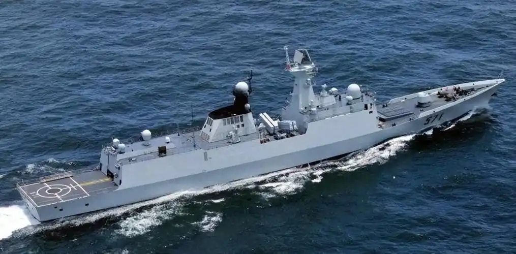 054a型导弹护卫舰052d的最佳搭档国产航母的带刀侍卫