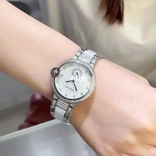 卡地亚 蓝气球珍珠贝壳钻面 两针半女款36mm大表盘