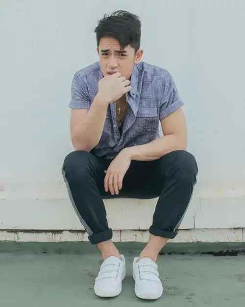 菲律宾华裔鲜肉david licauco,他不只是个花瓶!_喜剧电影