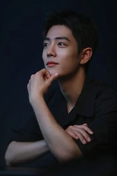 肖战全黑西装光中大片##肖战全黑西装造型