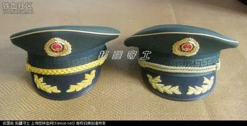 [原创]07款11改款武警将官大檐帽对比图