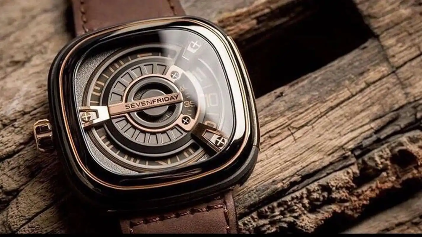 sevenfriday (七个星期五腕表) 在2012年的第一年推