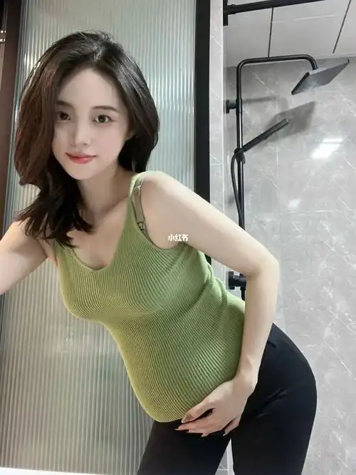 孕期胸大了两个cup换了哺乳内衣