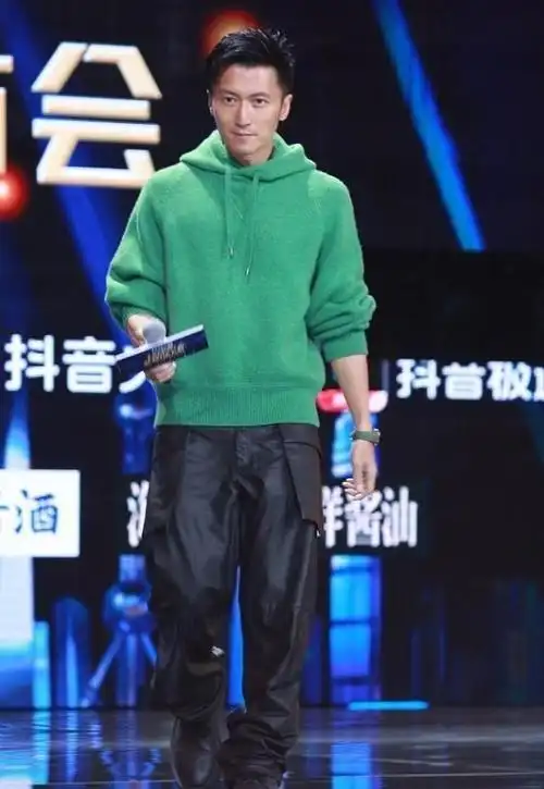 一,男明星常见的日常穿搭类型