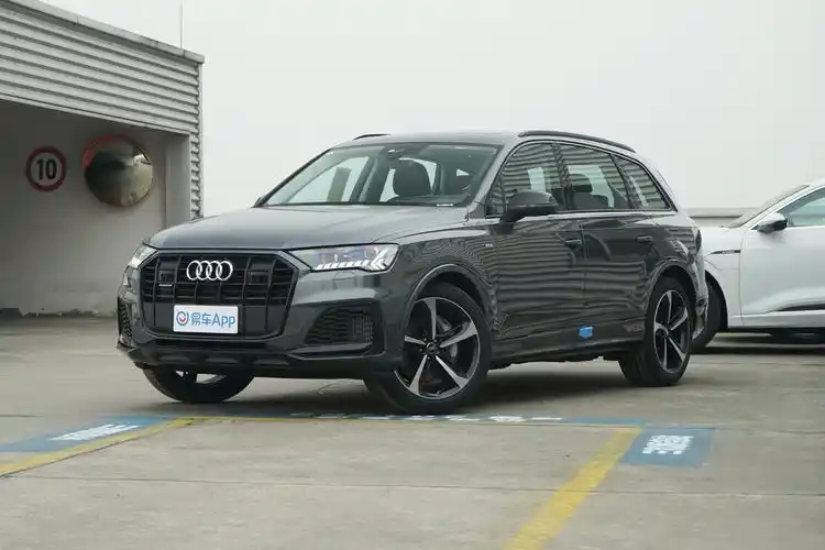 2021款奥迪q755tfsiquattrosline尊贵型