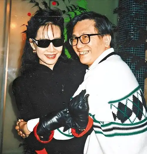 陈惠敏出身良好,是一个正儿八经的大小姐.