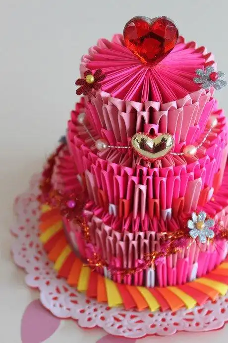 晒礼物diy生日蛋糕折纸礼物教程