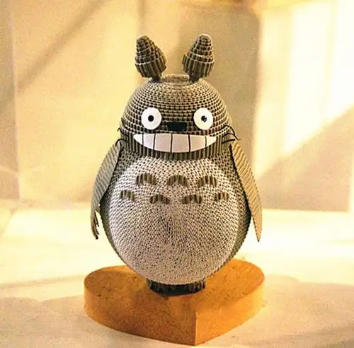 创意大型灰色龙猫手工diy瓦楞纸产品分享