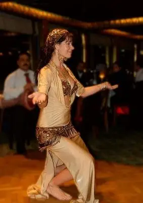 主题:艳丽的埃及肚皮舞