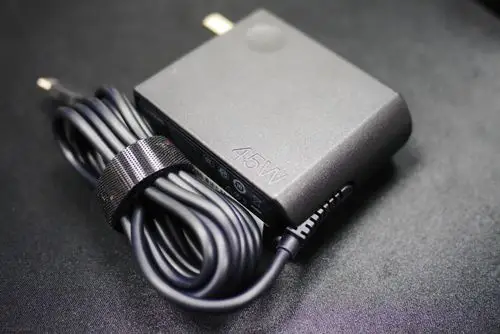 thinkpad x1 carbon 2017的充电器