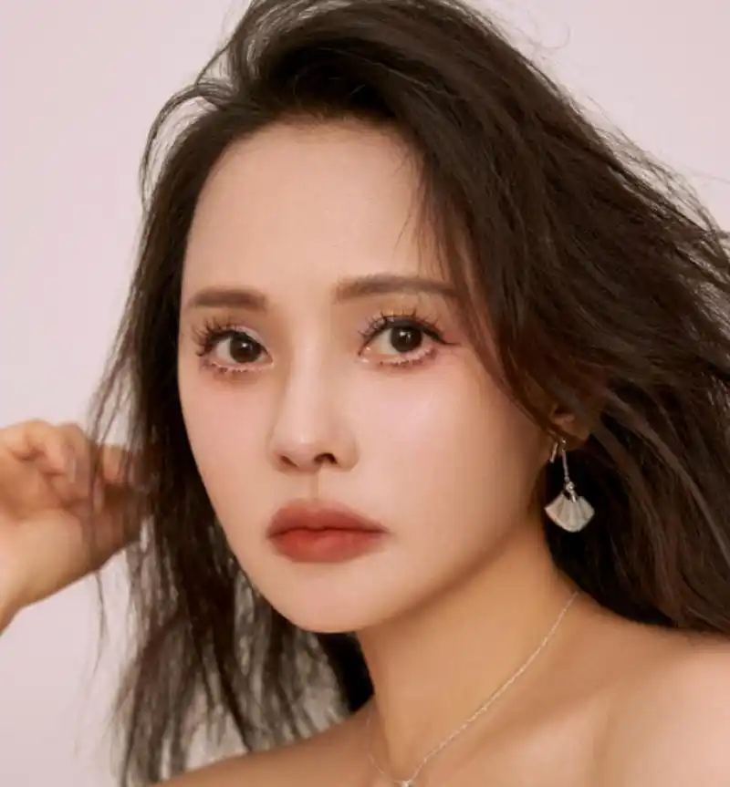 伊能静,这位永远的大美女,简直就是时间的绝对不屈服者啊!