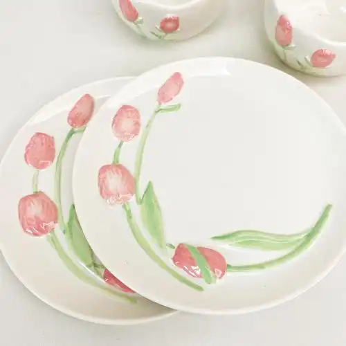 郁金香陶瓷碗盘 花朵陶瓷盘子法式韩式高颜值家用餐盘批发
