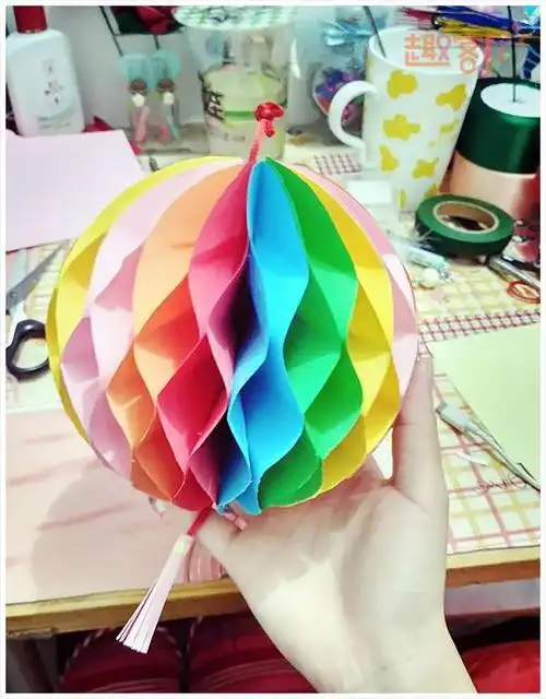 手工折纸彩球步骤手工彩球制作方法