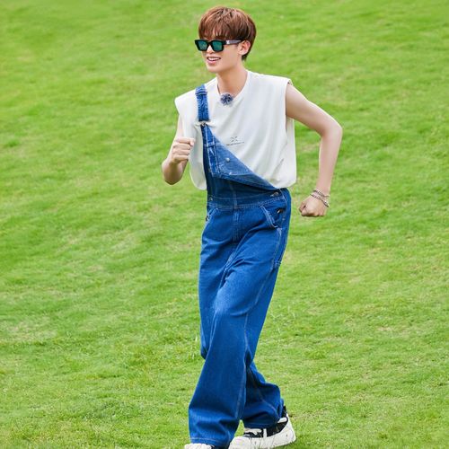 原版全力以赴行动派黄明昊同牛仔背带拼接长裤百搭休闲裤