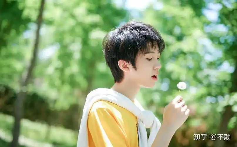 姐妹们有没有林墨好看的照片壁纸分享一下好吗爱你们00030603