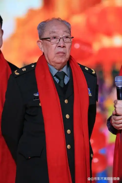 吴孟超,中国肝胆外科之父