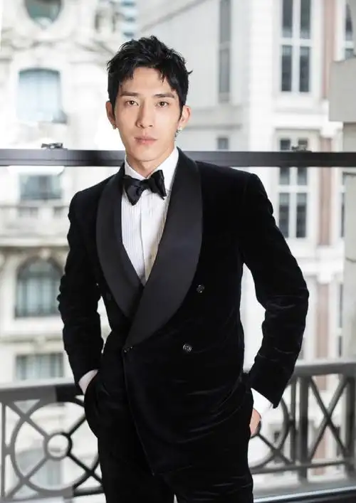 井柏然图片 井柏然优雅帅气写真图片