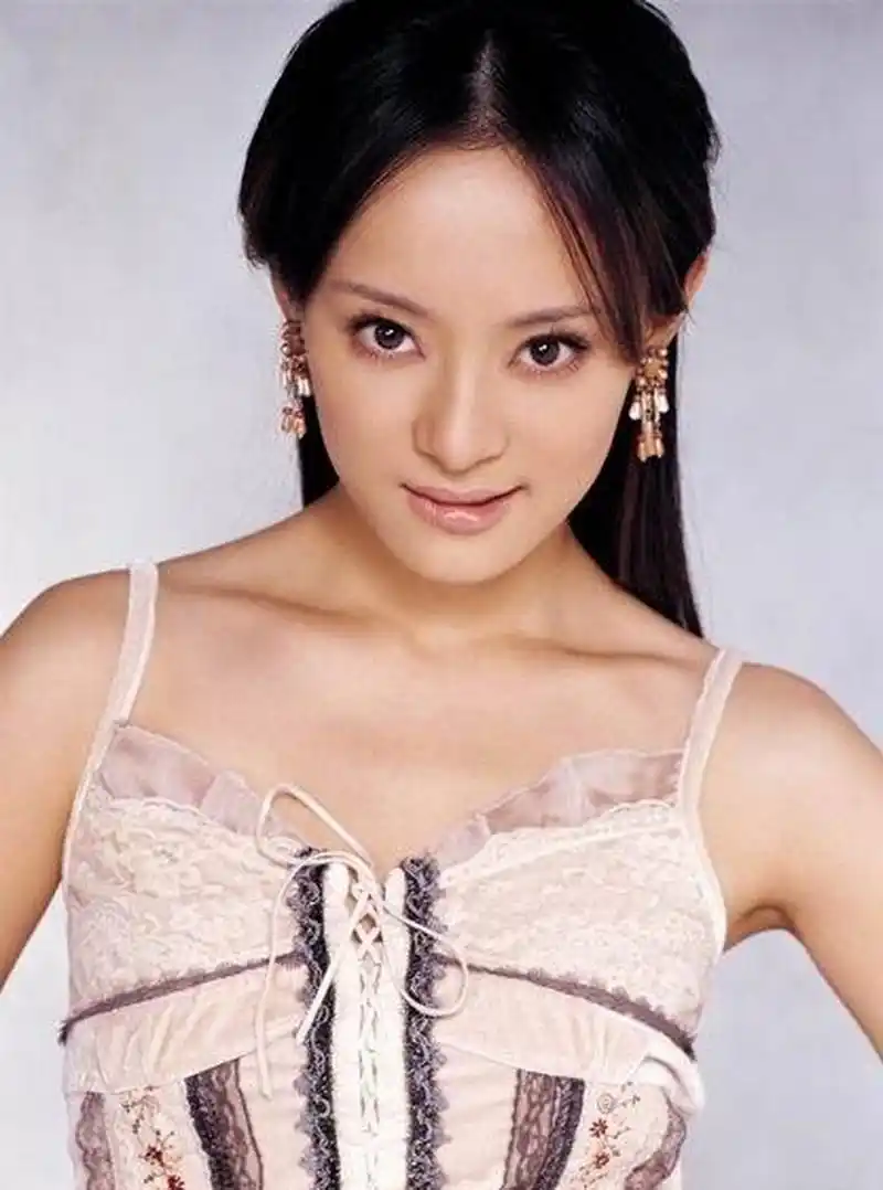 孙俪早期艺术照