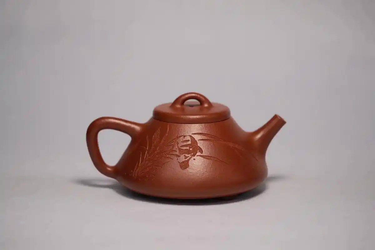 子冶石瓢 精品原矿降坡泥 220c,全手工 黄文艺刻绘#宜兴紫砂壶# #全