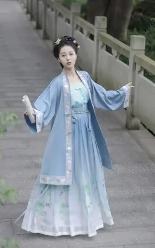 宋制汉服古装齐腰件套三件百迭改良原创宋抹长汉服