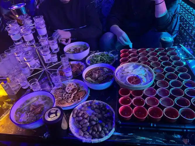 青岛探店贰麻酒馆