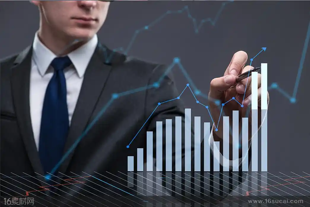 正在描绘曲线图的商务人士高清图片 - 素材中国16素材网